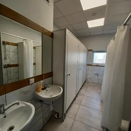 Air Tel Хостел *