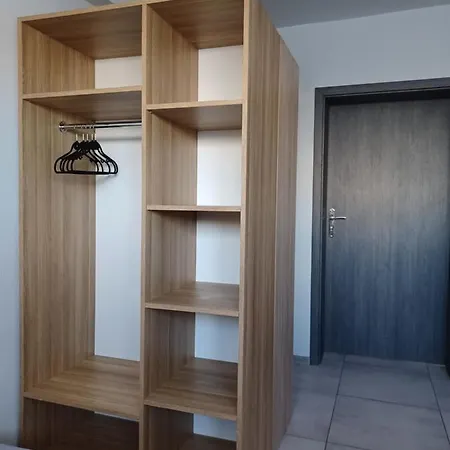 Air Tel Хостел *