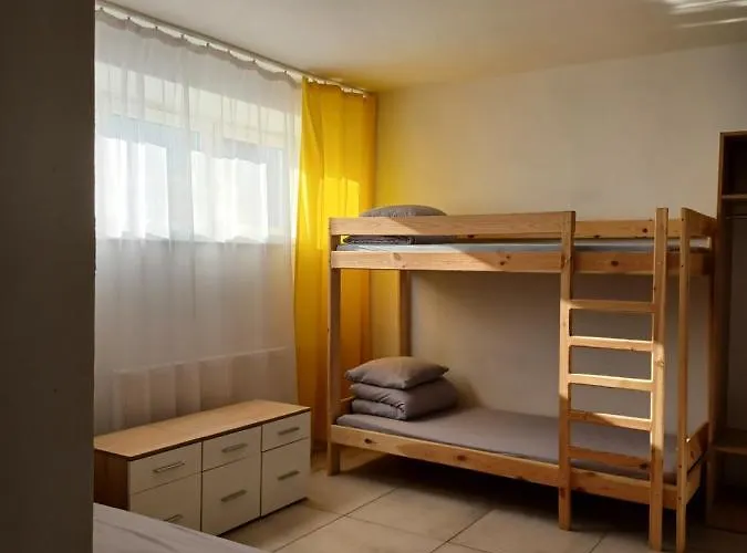 Air Tel Хостел *